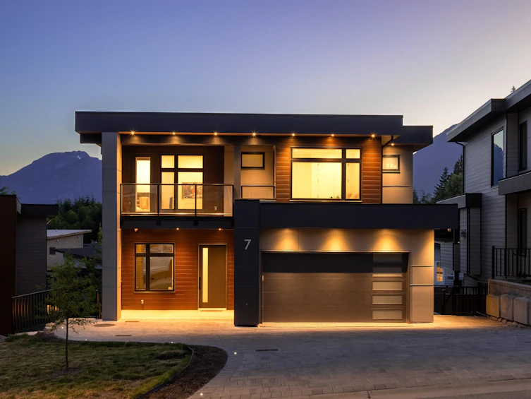 7-3385 Mamquam Road, Squamish, BC, V8B 0E3