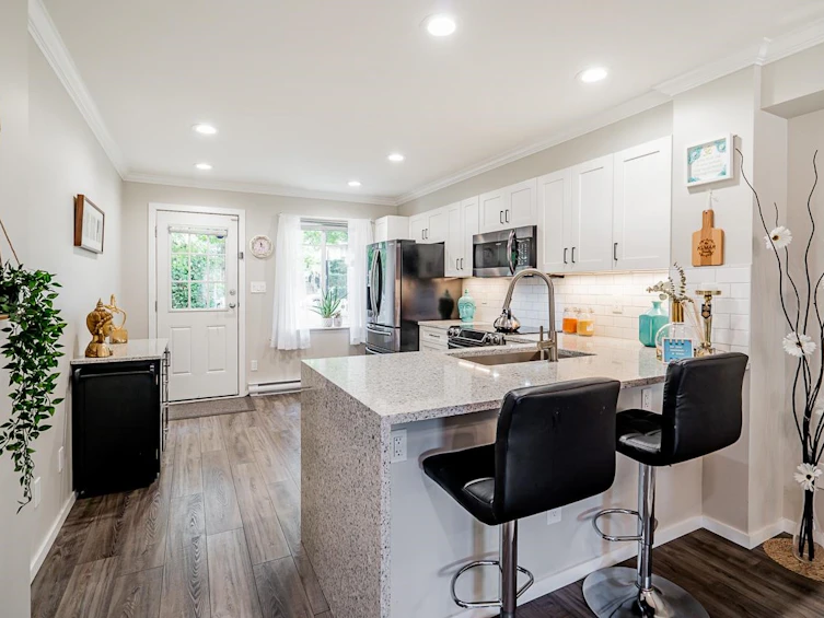 62-15175 62a Avenue, Surrey, BC, V3S 1X1 - 4
