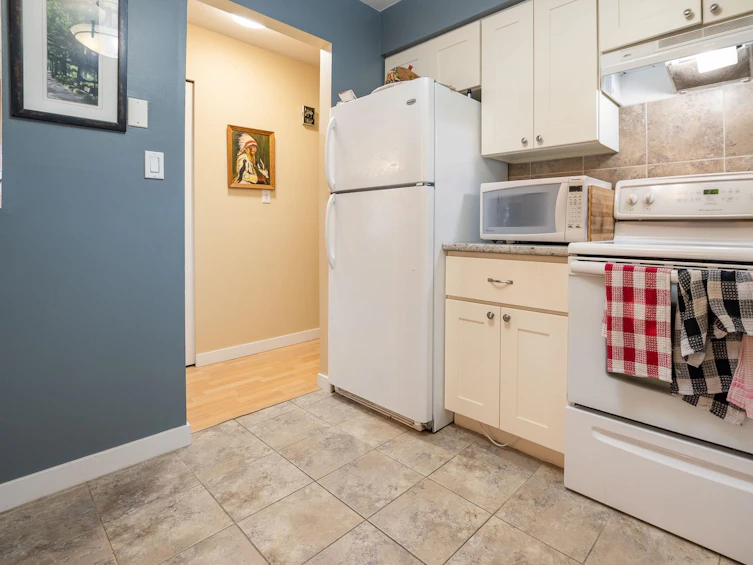 202-32040 Tims, Abbotsford, BC, V2T 2H2 - 18