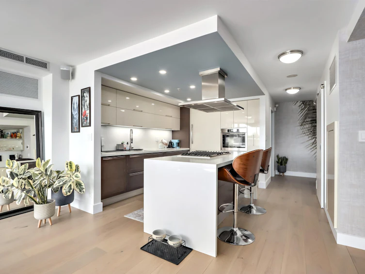 303-8 Smithe Mews, Vancouver, BC, V6B 0A5 - 6
