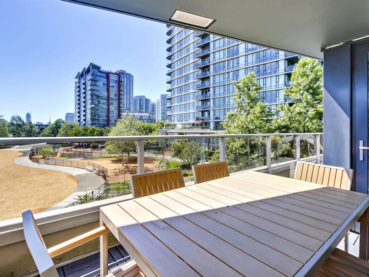 303-8 Smithe Mews, Vancouver, BC, V6B 0A5 - 10