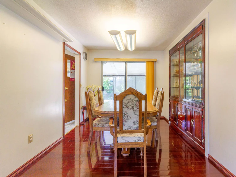 14959 90a Avenue, Surrey, BC, V3R 1B3 - 4