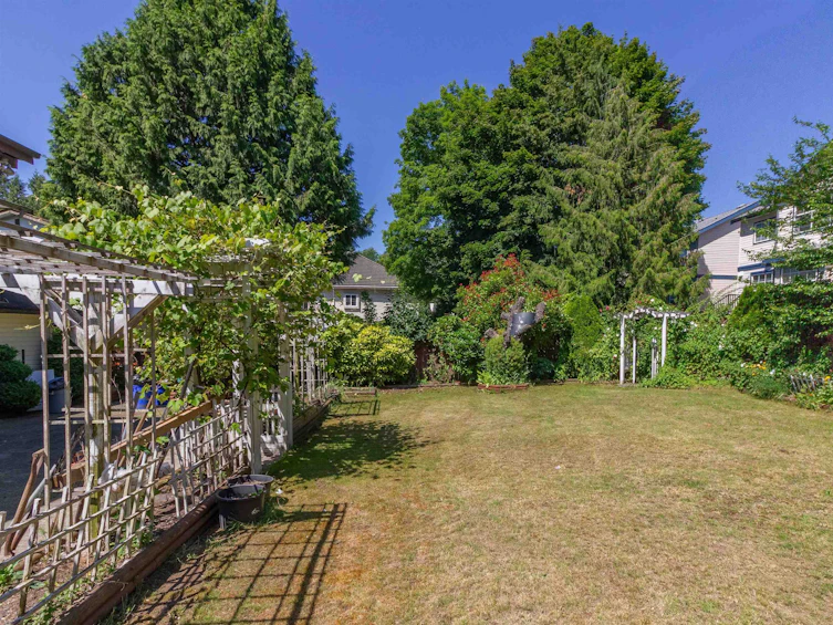 14959 90a Avenue, Surrey, BC, V3R 1B3 - 28