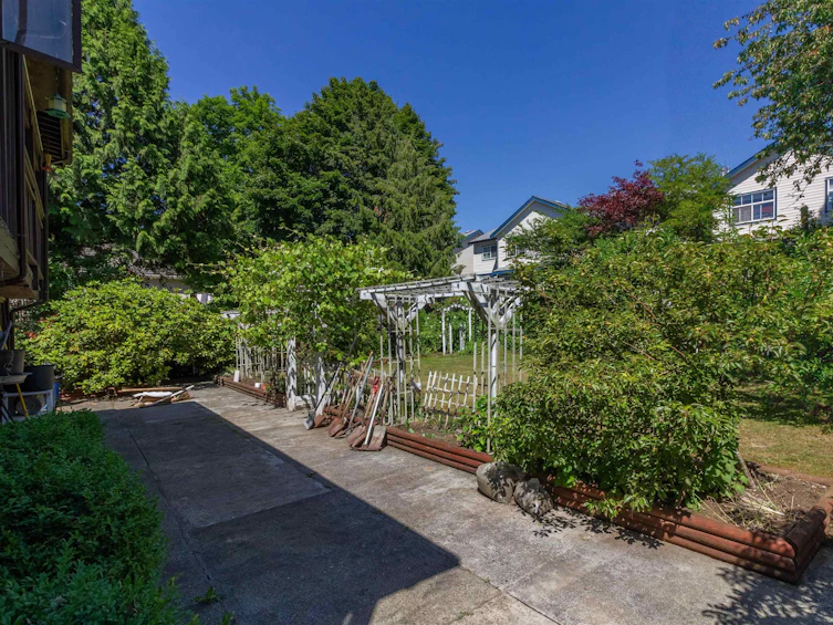 14959 90a Avenue, Surrey, BC, V3R 1B3 - 30