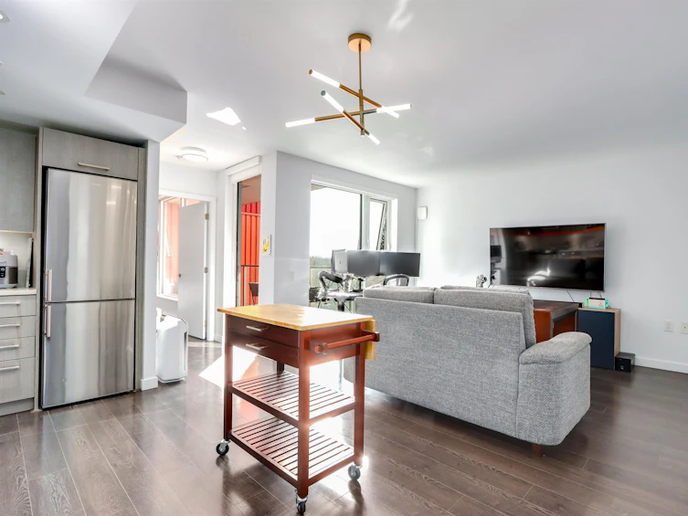 301-983 East Hastings Street, Vancouver, BC, V6A 0G9 - 4
