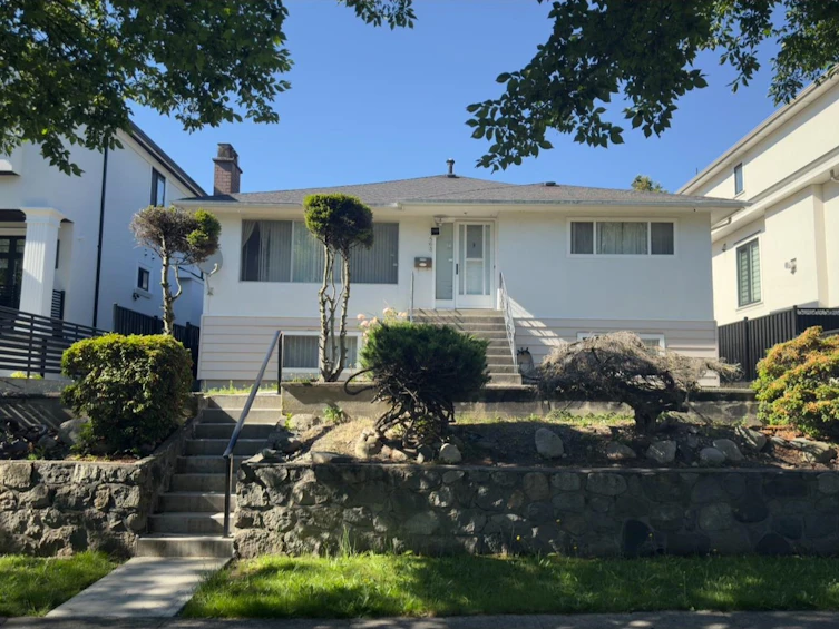 1563 E 64th Avenue, Vancouver, BC, V5P 2M4 - 2