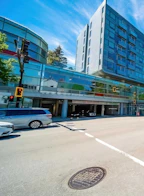 306 8080 Cambie Road