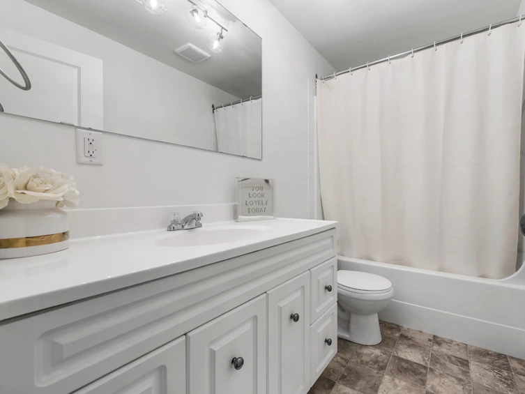 5973 Officers Row, Chilliwack, BC, V2R 0A1 - 34