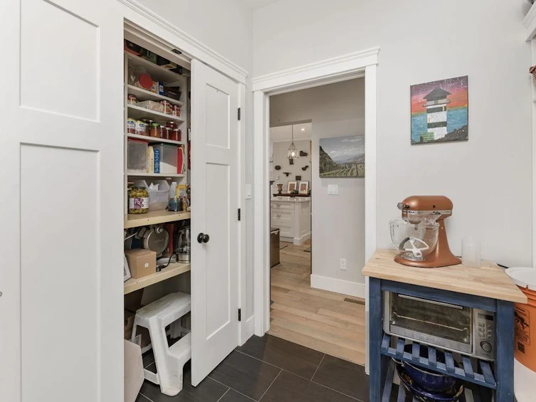 5458 Mccourt Road, Sechelt, BC, V7Z 0N6 - 29