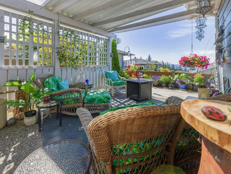 5458 Mccourt Road, Sechelt, BC, V7Z 0N6 - 34