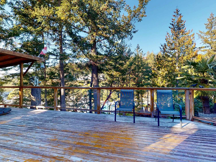 5393 Sans Souci Road, Halfmoon Bay, BC, V7Z 1B6 - 6