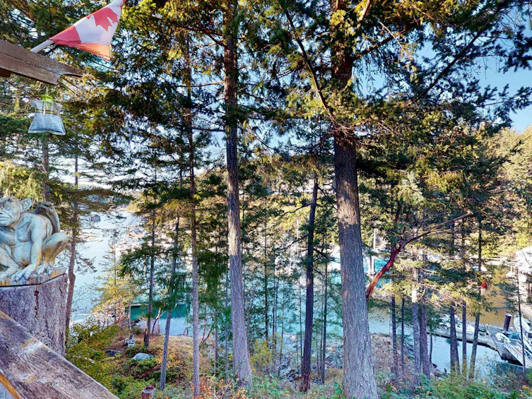 5393 Sans Souci Road, Halfmoon Bay, BC, V7Z 1B6 - 35