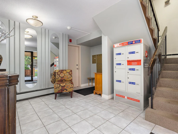 206-9425 Nowell Street, Chilliwack, BC, V2P 4X8 - 9