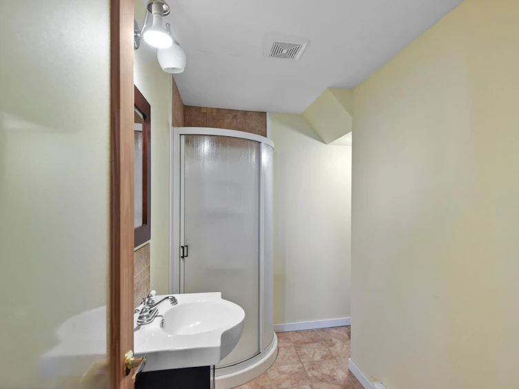 5243 Sunshine Coast Highway, Sechelt, BC, V7Z 0C4 - 20