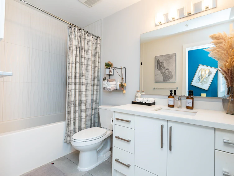 202-14605 Mcdougall, Surrey, BC, V4P 0G7 - 29