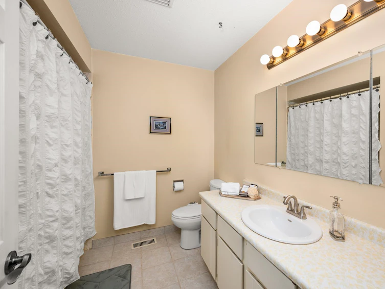 7562 Muston Place, Delta, BC, V4C 7J8 - 13