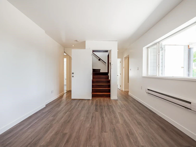 766 Calverhall Street, North Vancouver, BC, V7L 1X6 - 15
