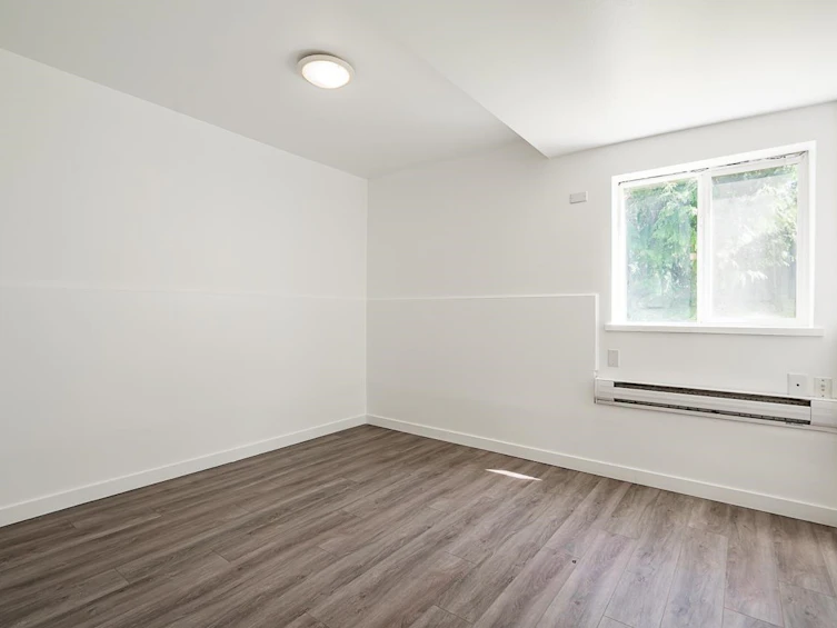 766 Calverhall Street, North Vancouver, BC, V7L 1X6 - 18