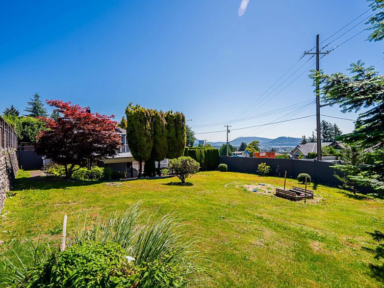 766 Calverhall Street, North Vancouver, BC, V7L 1X6 - 28