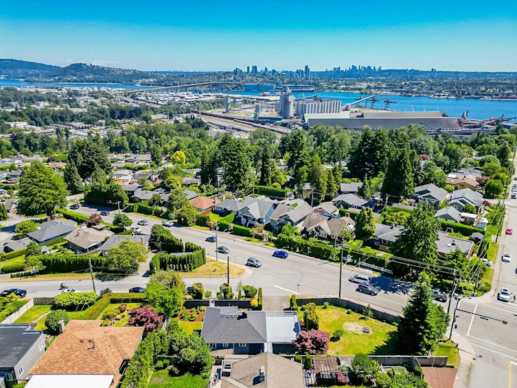 766 Calverhall Street, North Vancouver, BC, V7L 1X6 - 29