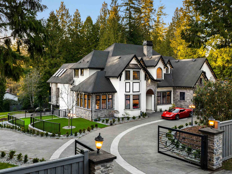 13585 28 Avenue, Surrey, BC, V4P 1X2