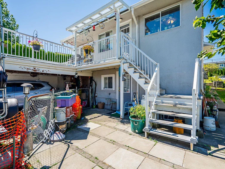 717 First Street, New Westminster, BC, V3L 2H4 - 25