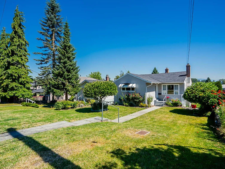 717 First Street, New Westminster, BC, V3L 2H4 - 29