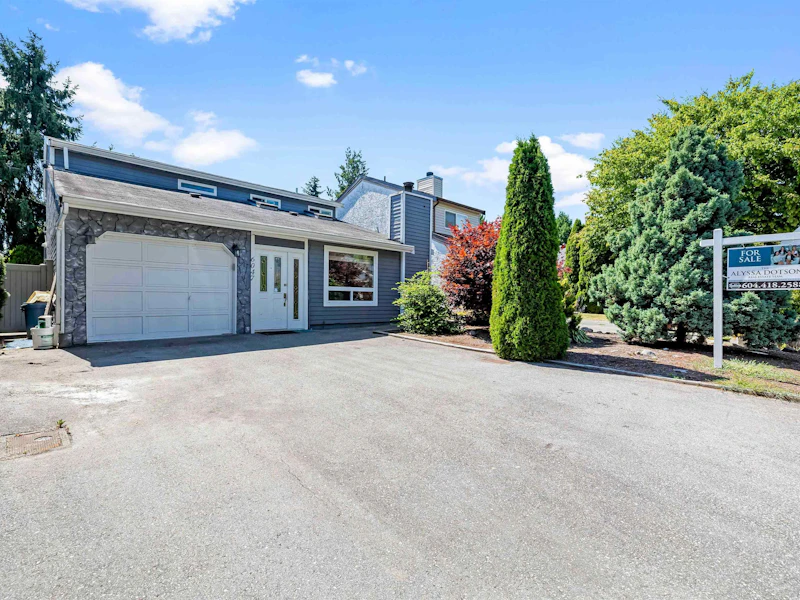 6047 Brooks Crescent, Surrey BC V3S 7L1