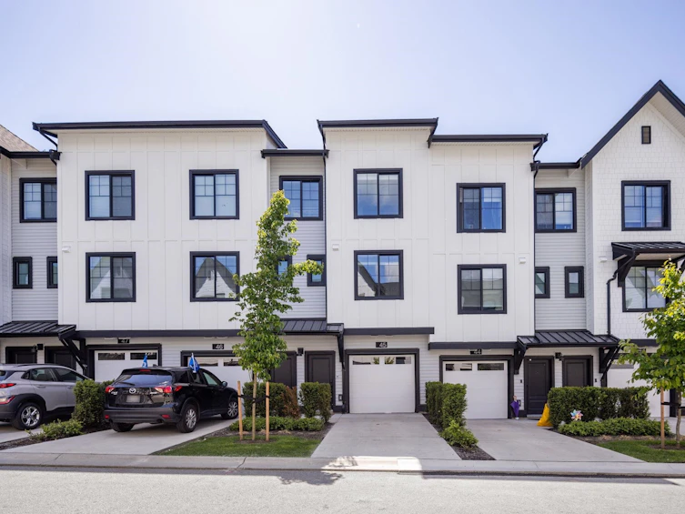 45-7967 197, Langley, BC, V2Y 3P1