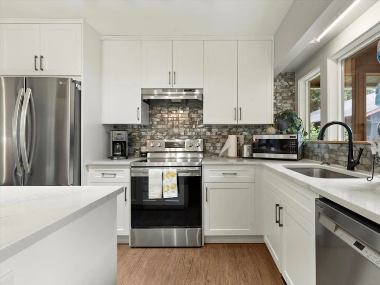 45631 Sleepy Hollow Road, Cultus Lake, BC, V2R 5A5 - 7