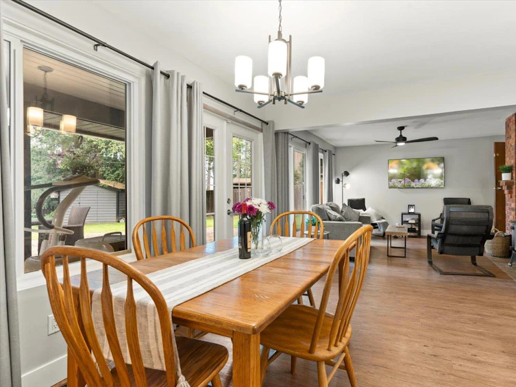 45631 Sleepy Hollow Road, Cultus Lake, BC, V2R 5A5 - 9