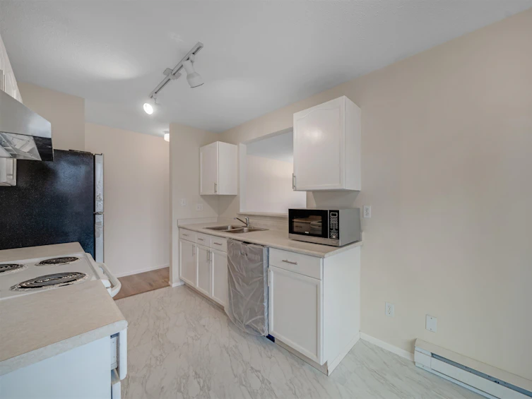 303-5078 Irving Street, Burnaby, BC, V5H 1T7 - 19