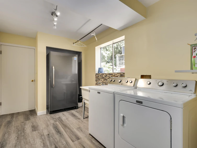 2251 Berkley Avenue, North Vancouver, BC, V7H 1Z6 - 23