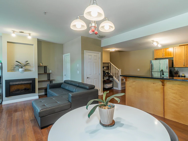 229-7333 16th Avenue, Burnaby, BC, V3N 0A8 - 10
