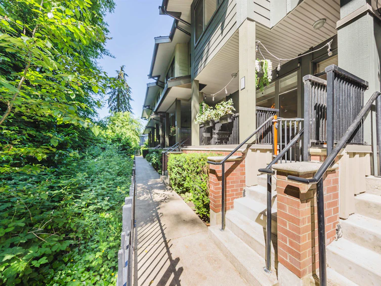 304-2135 Heritage Park Lane, North Vancouver, BC, V7H 1E4 - 4