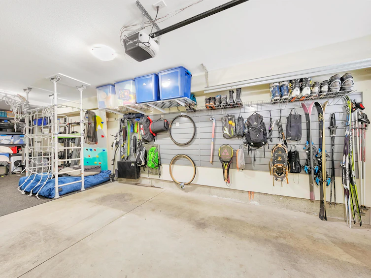 304-2135 Heritage Park Lane, North Vancouver, BC, V7H 1E4 - 23