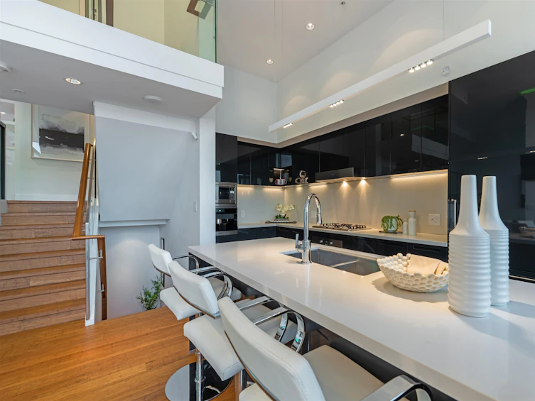 PH7-777 Richards Street, Vancouver, BC, V6B 0M6 - 4