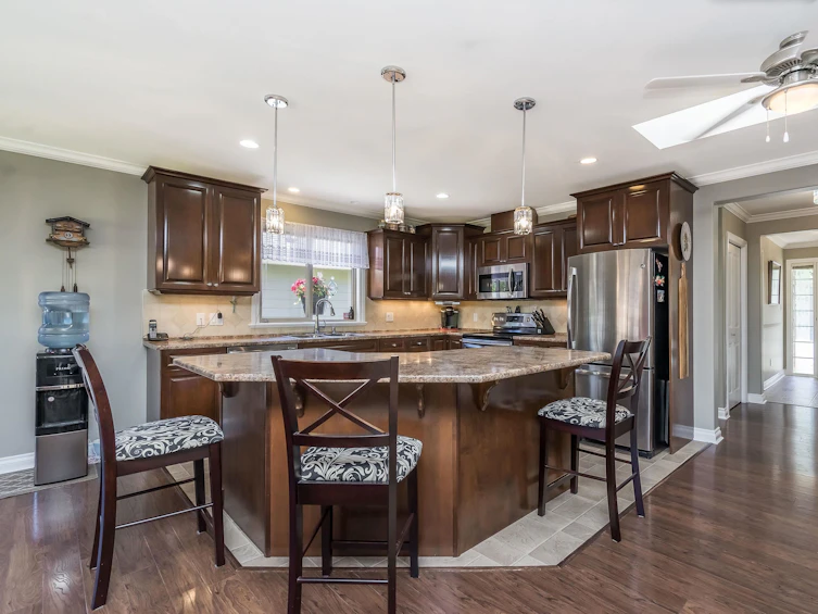 3-46000 Thomas Road, Chilliwack, BC, V2R 5W6 - 2
