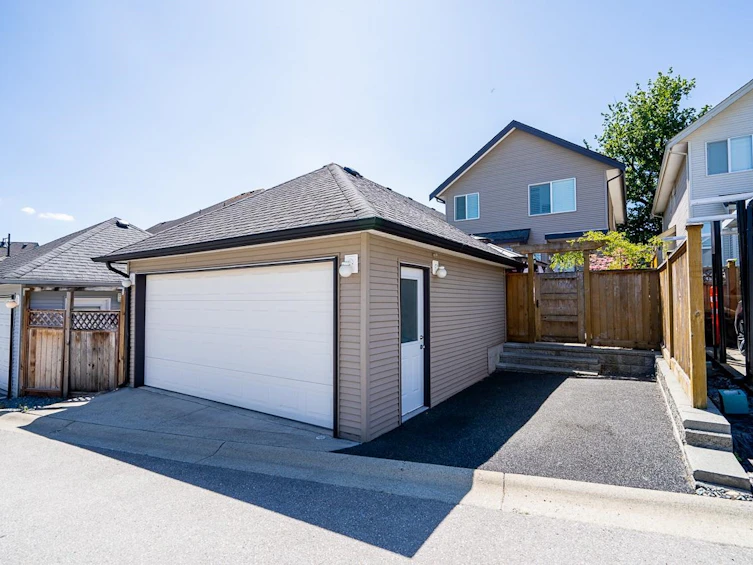 16581 60 Avenue, Surrey, BC, V3S 1S7 - 36