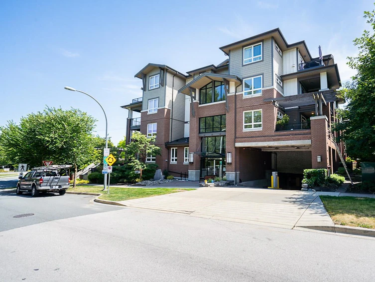 210-15188 29a, Surrey, BC, V3T 5X3 - 3