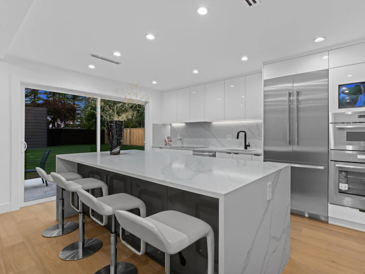819 West 20th Street, North Vancouver, BC, V7P 2B5 - 8