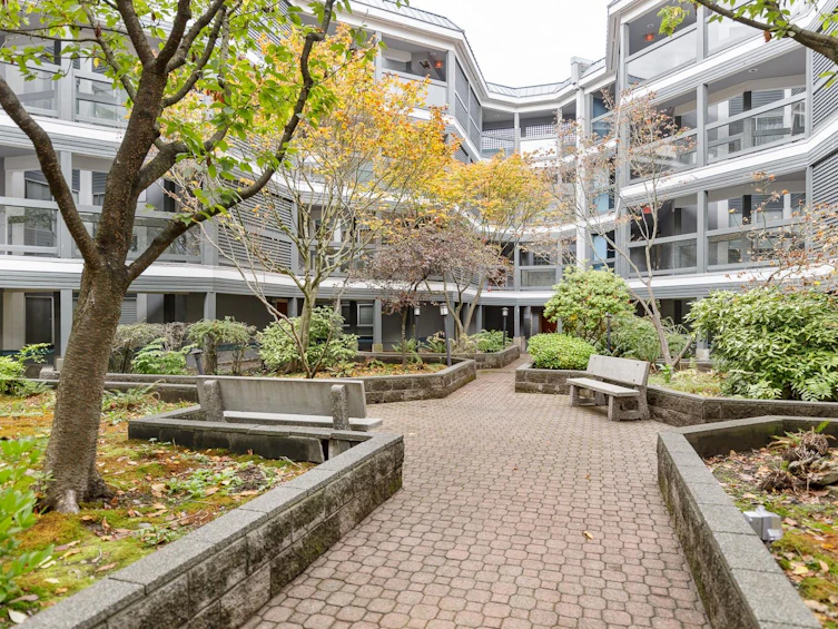 401-1345 W 4th Avenue, Vancouver, BC, V6H 3Y8 - 25