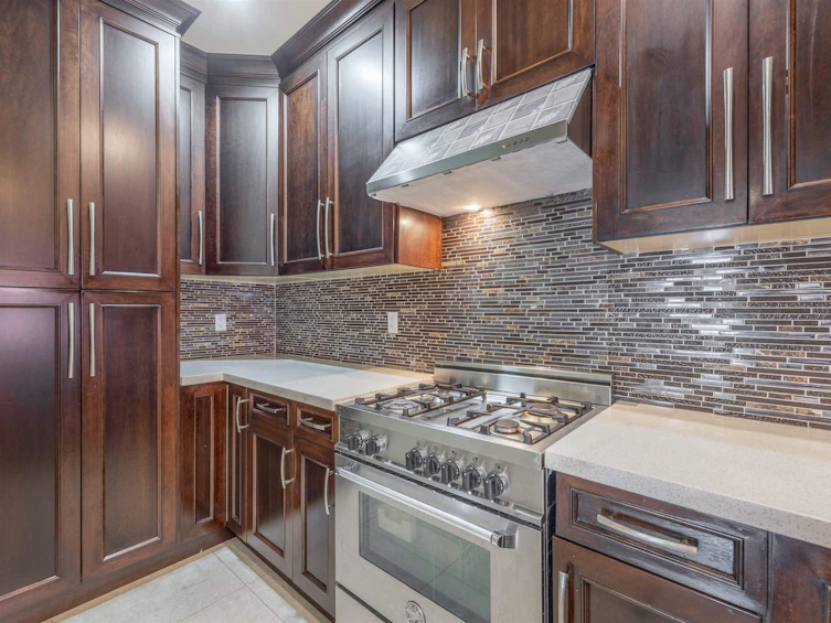 583 Hillcrest Street, Coquitlam, BC, V3J 6N7 - 10