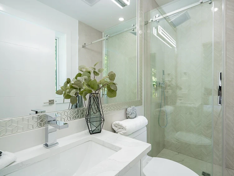 2652 East 25 Avenue, Vancouver, BC, V5R 1H5 - 15