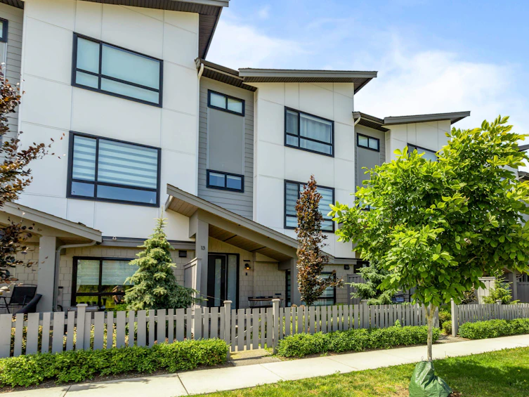 13-16589 25, Surrey, BC, V3Z 1H5 - 2