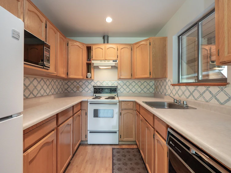 5628 Upland Road, Sechelt, BC, V7Z 0C6 - 11
