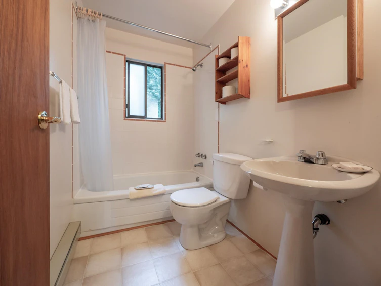 5628 Upland Road, Sechelt, BC, V7Z 0C6 - 24