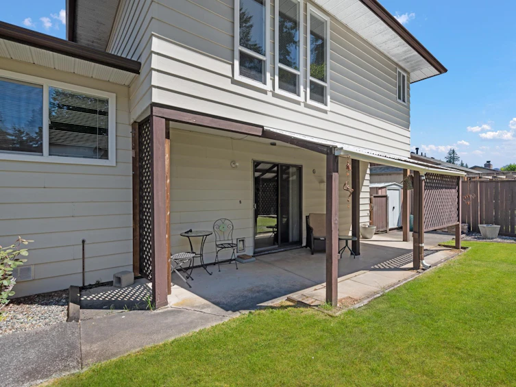 34242 Redwood Avenue, Abbotsford, BC, V2S 2T7 - 34