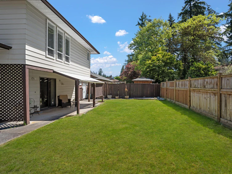 34242 Redwood Avenue, Abbotsford, BC, V2S 2T7 - 35
