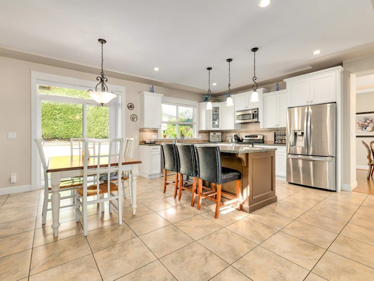 5101 Spanton Place, Delta, BC, V4K 2W4 - 5